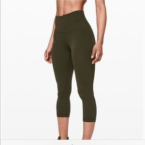 Lululemon Align crop